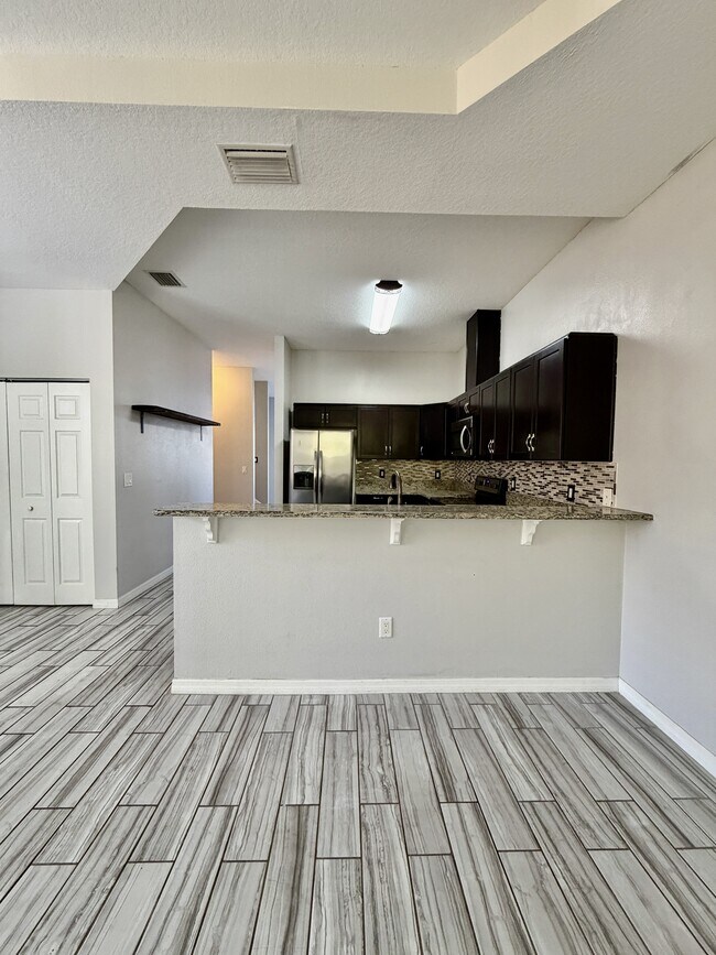 Building Photo - 4848 Tampa Downs Blvd