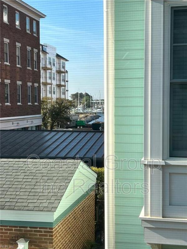 Building Photo - 9512 25th Bay St