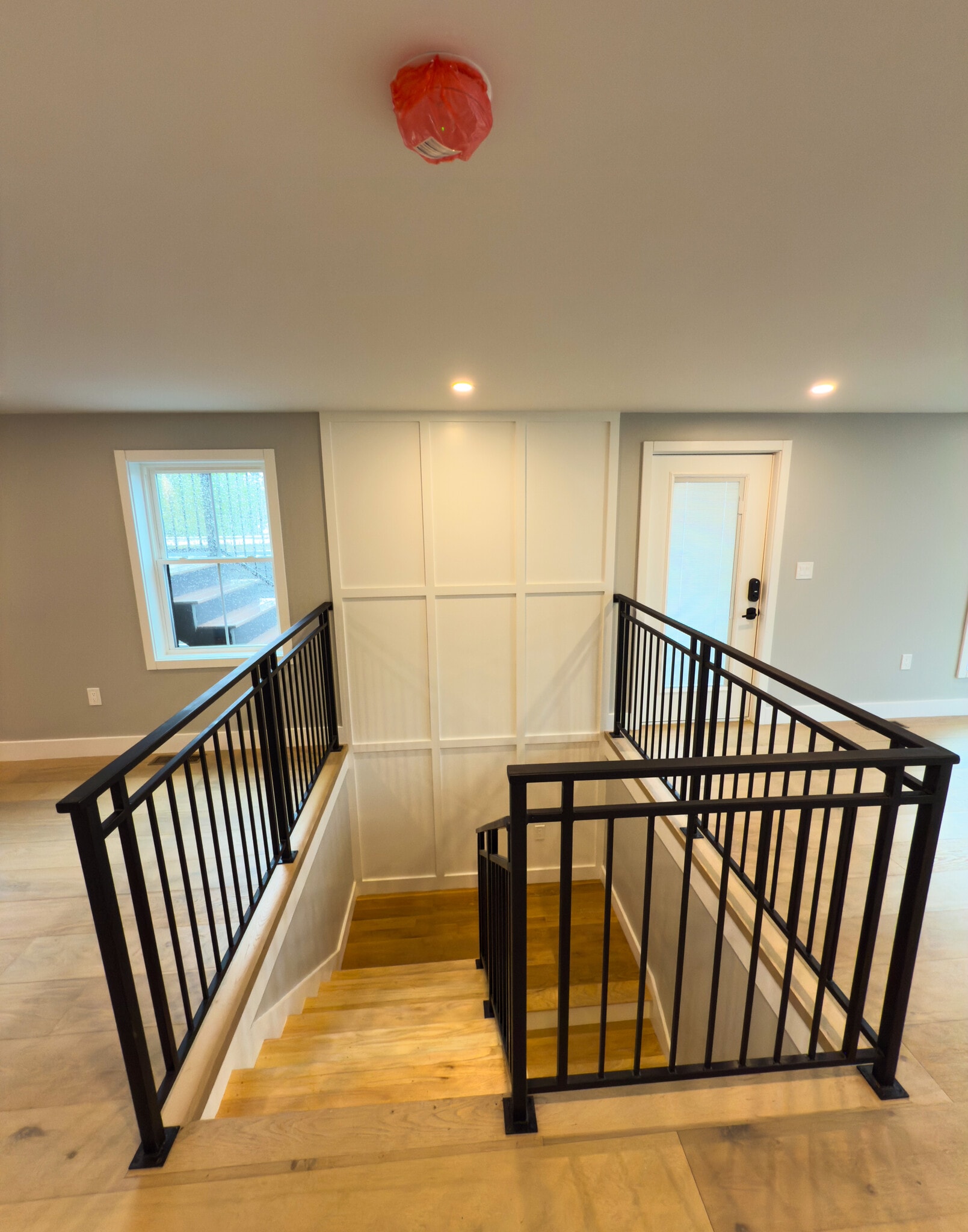 Stairs to the lower level - 19 High St