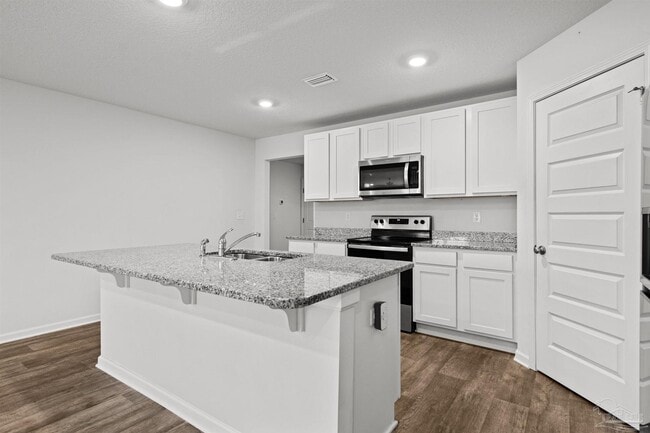 Building Photo - 7349 Lakeside Oak Ct