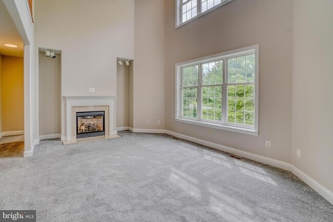 Building Photo - 9902 Player Dr