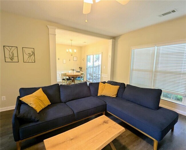 Building Photo - 11620 Bentham Ct
