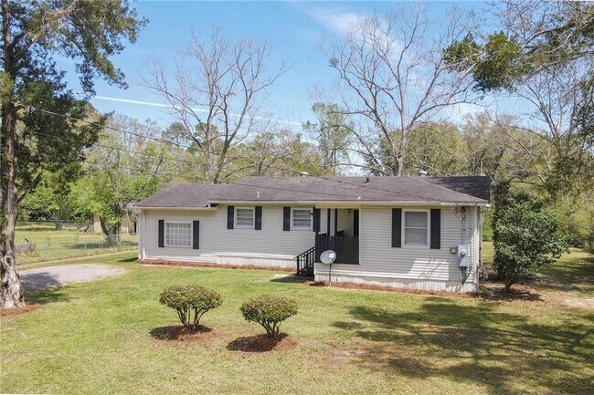 Building Photo - 522 Pine St