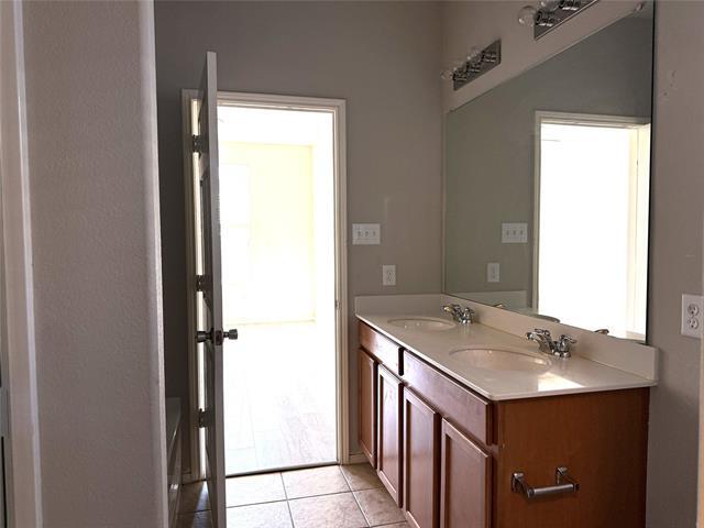 Building Photo - 1204 Rivers Creek Ln