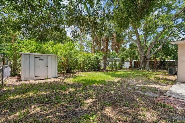 Building Photo - 4508 S Lois Ave