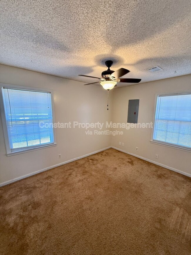 Building Photo - 934 Waluhiyi Trail