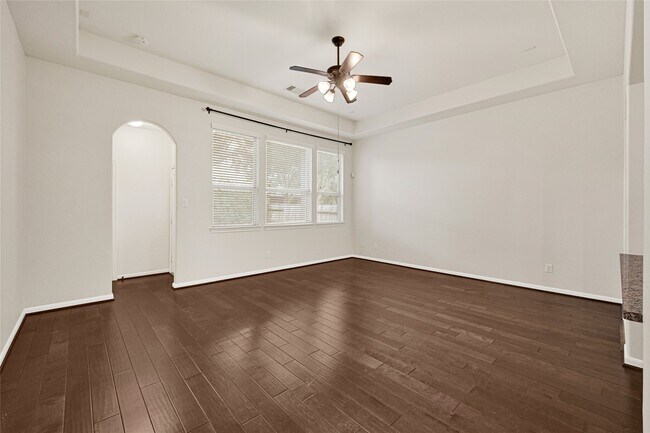 Building Photo - 4943 Ginger Bluff Trail