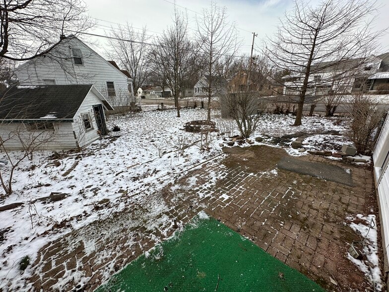 Building Photo - 3000 Larue Dr