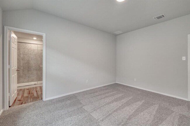 Building Photo - 167 McNamara Ct