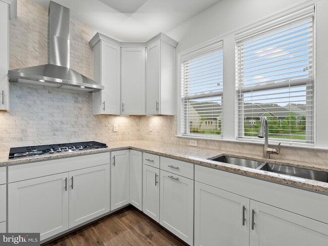 Building Photo - 6248 Zinnia Ln
