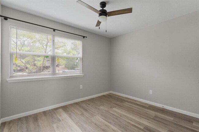 Building Photo - 701 Ramble Ln