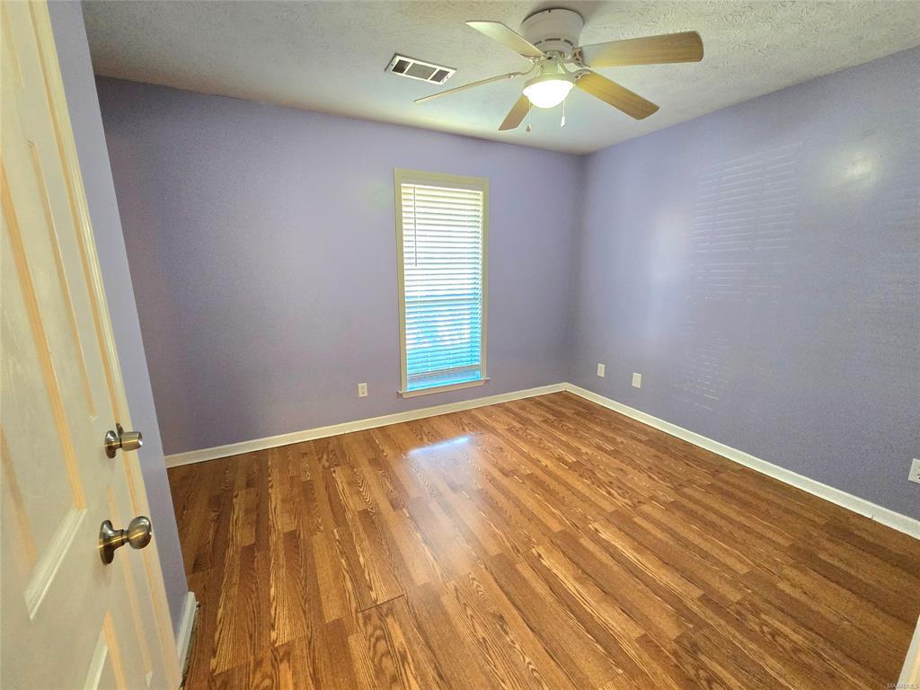 Building Photo - 5825 Portsmouth Dr