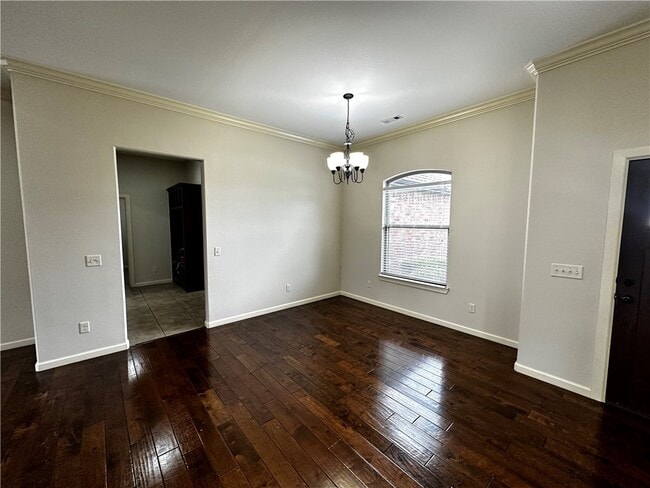 Building Photo - 584 N Mulligan Dr