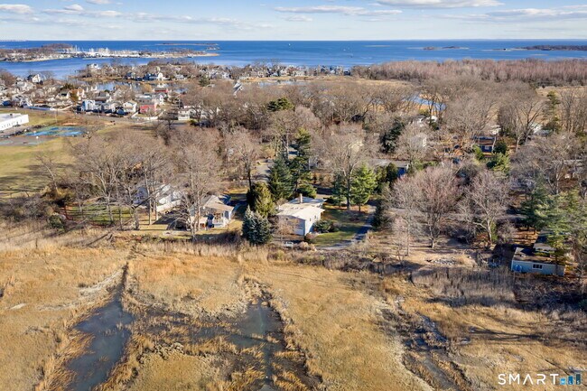 Building Photo - 12 Splitrock Rd