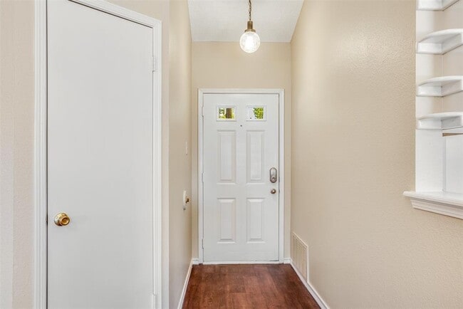 Building Photo - 1807 Prairie Star Ln