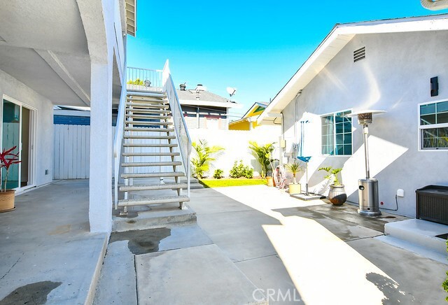 Building Photo - 1391 Grand Ave