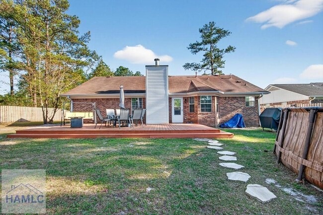 Building Photo - 606 Windhaven Dr
