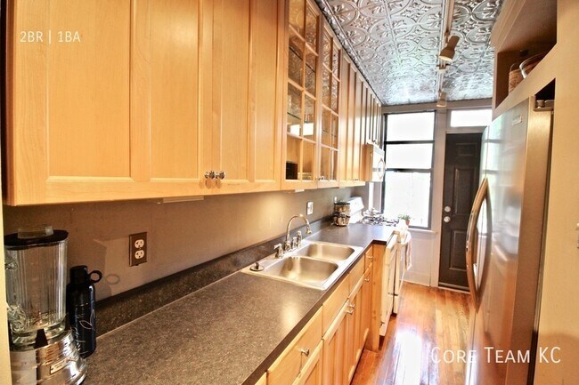 Building Photo - 3818 Walnut St