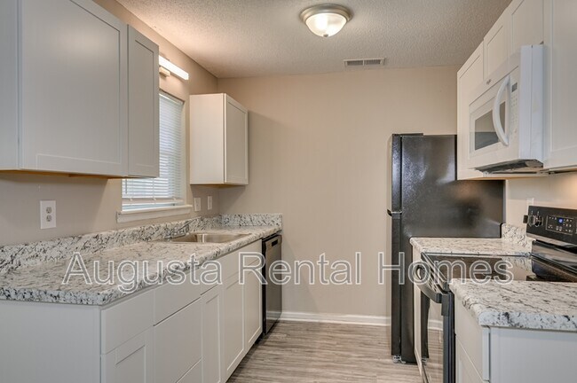 Building Photo - 940 Stevens Creek Rd