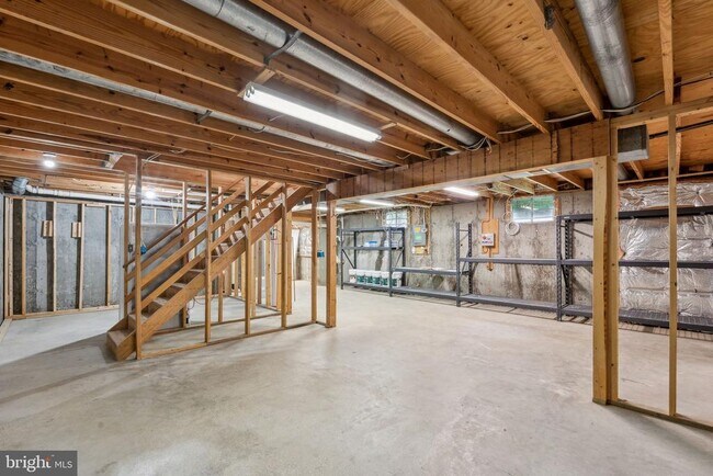 Building Photo - 12150 Breckinridge Ln