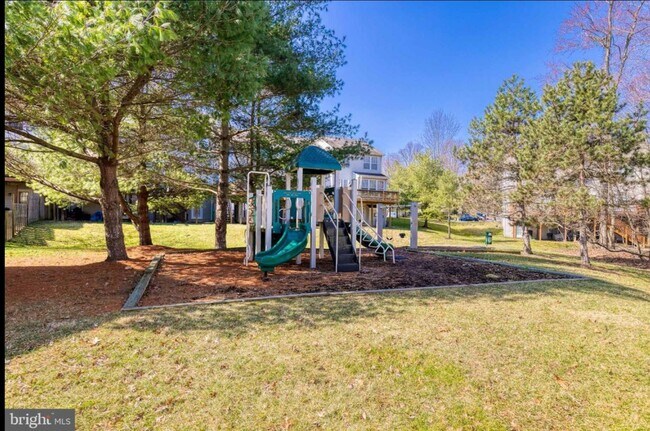 Playground - 6 Amberlady Ct