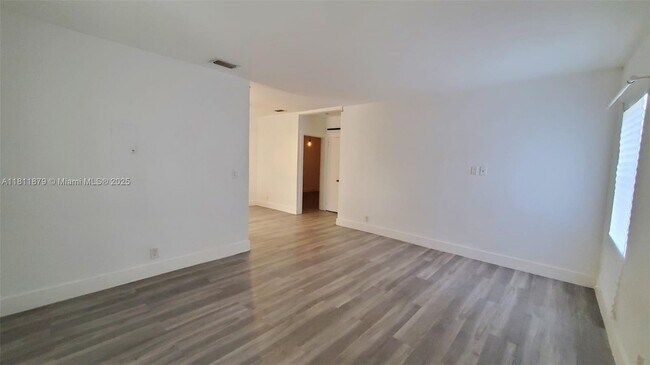 Building Photo - 275 NW 46th St