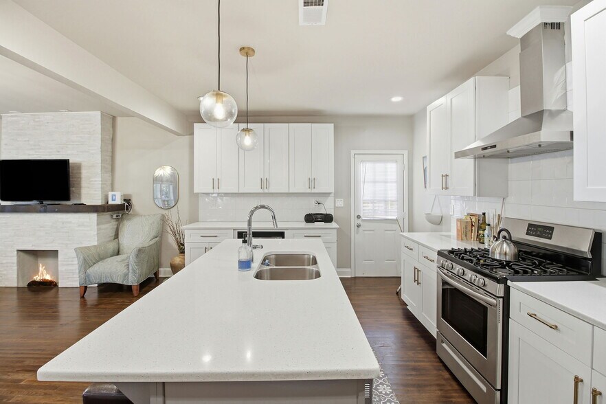 Building Photo - 1488 Beecher St SW