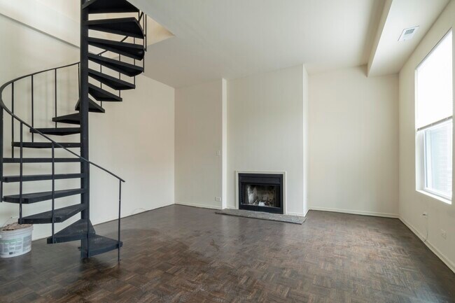 Building Photo - 3751 N Halsted St