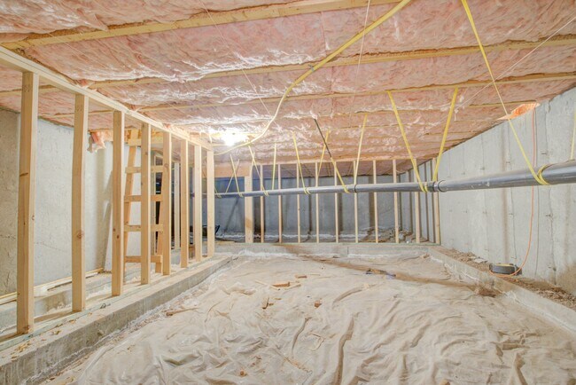 Building Photo - 1153 W 400 S