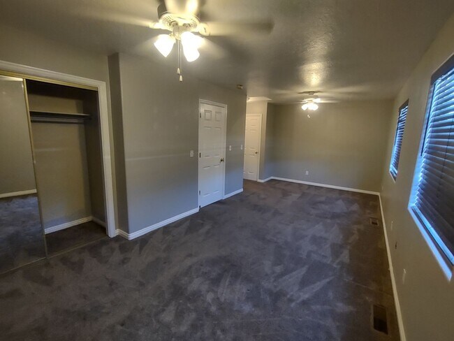 Building Photo - 1840 W 1100 N