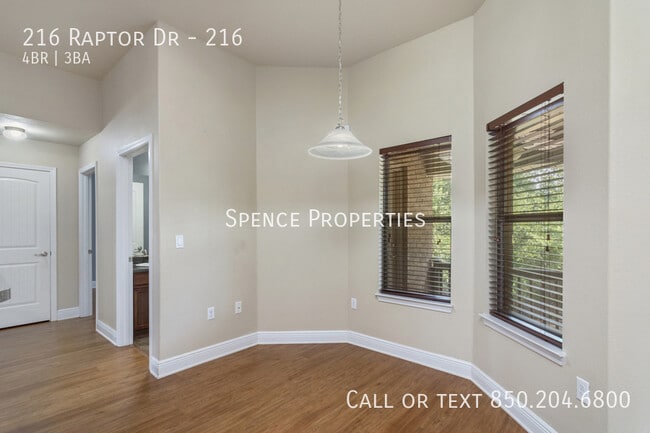 Building Photo - 216 Raptor Dr