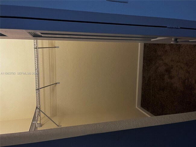 Building Photo - 3402 W 105th St