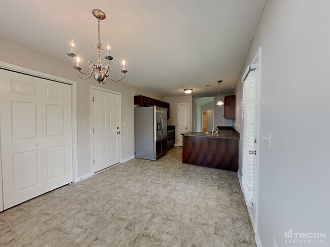 Building Photo - 81 Ashcott Dr