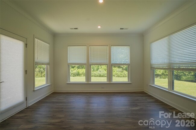 Building Photo - 11224 Smokethorn Dr NW