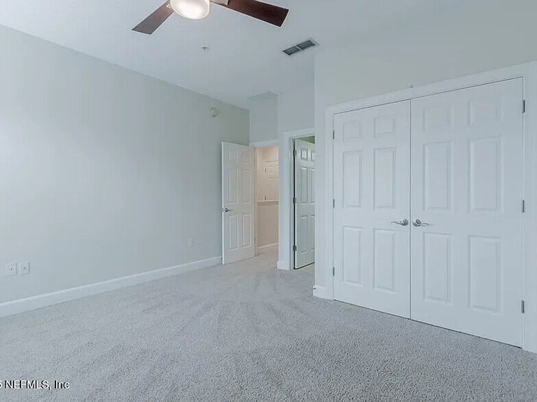 Building Photo - 9823 Tapestry Park Circle