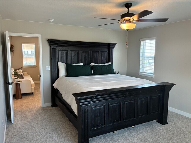 Building Photo - Beautiful 3 Bedroom, 3 Bathroom New Built ...