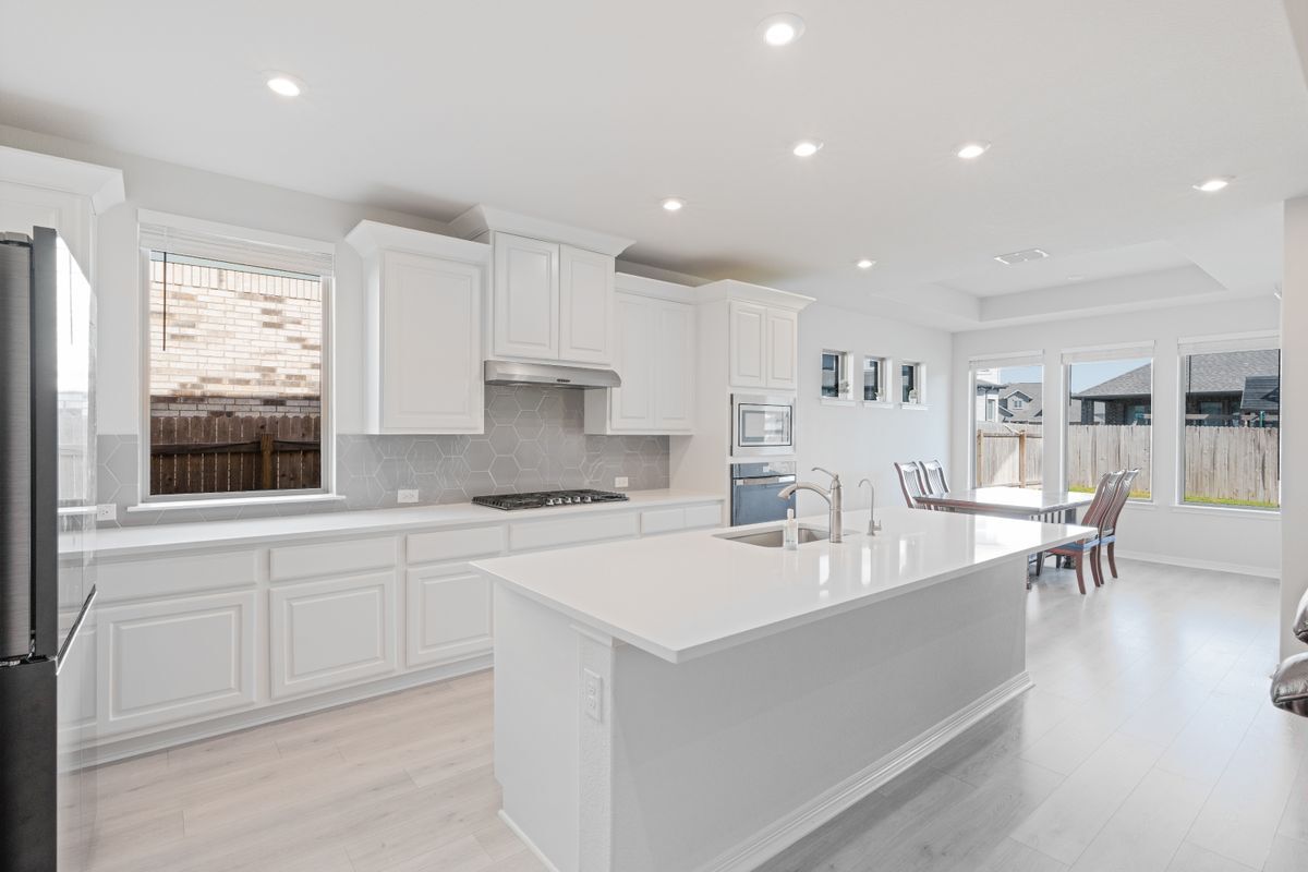 Building Photo - 213 Mira Mesa Dr