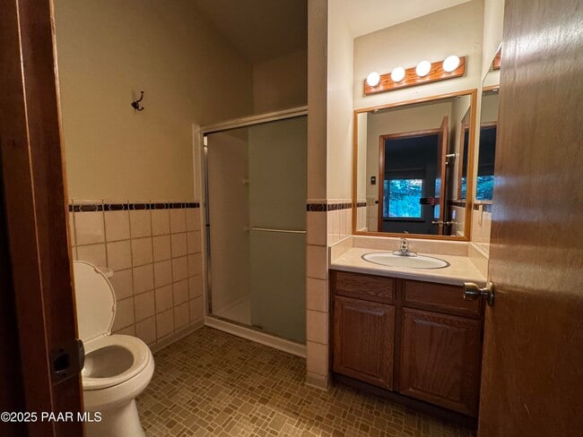 Building Photo - 152 N Equestrian Way