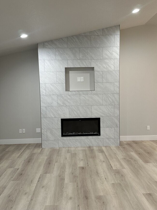 Building Photo - Beautiful 3-Bedroom, 2 Bath Home in Pasco!