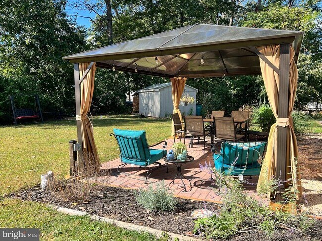 Building Photo - 1551 Deer Park Rd