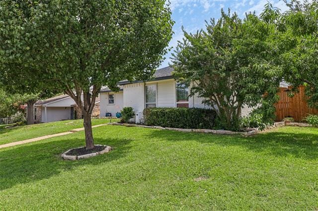 Building Photo - 2622 Briar Hill Dr