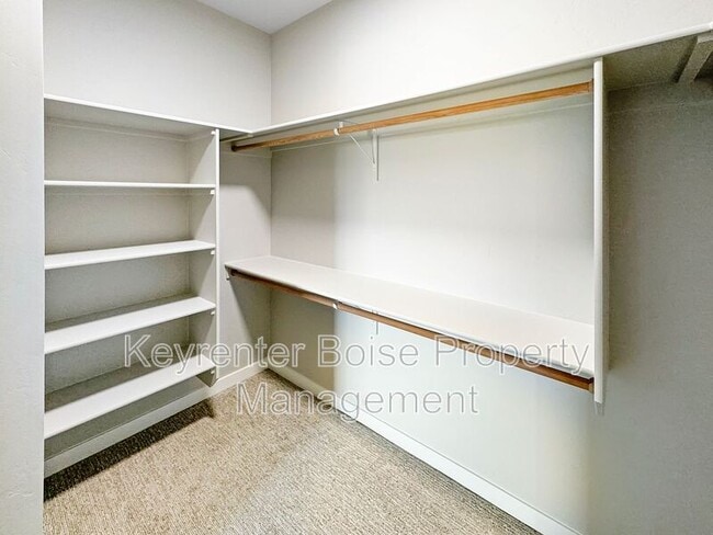 Building Photo - 11253 W Langit St