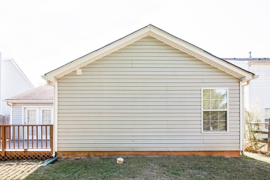 Building Photo - 9517 Bird Watch Ln