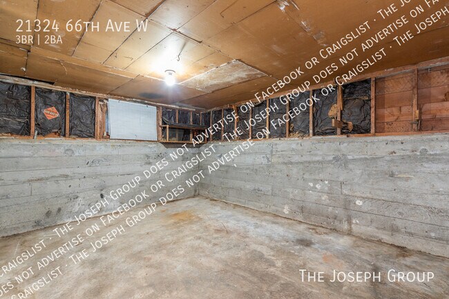 Building Photo - 21324 66th Ave W