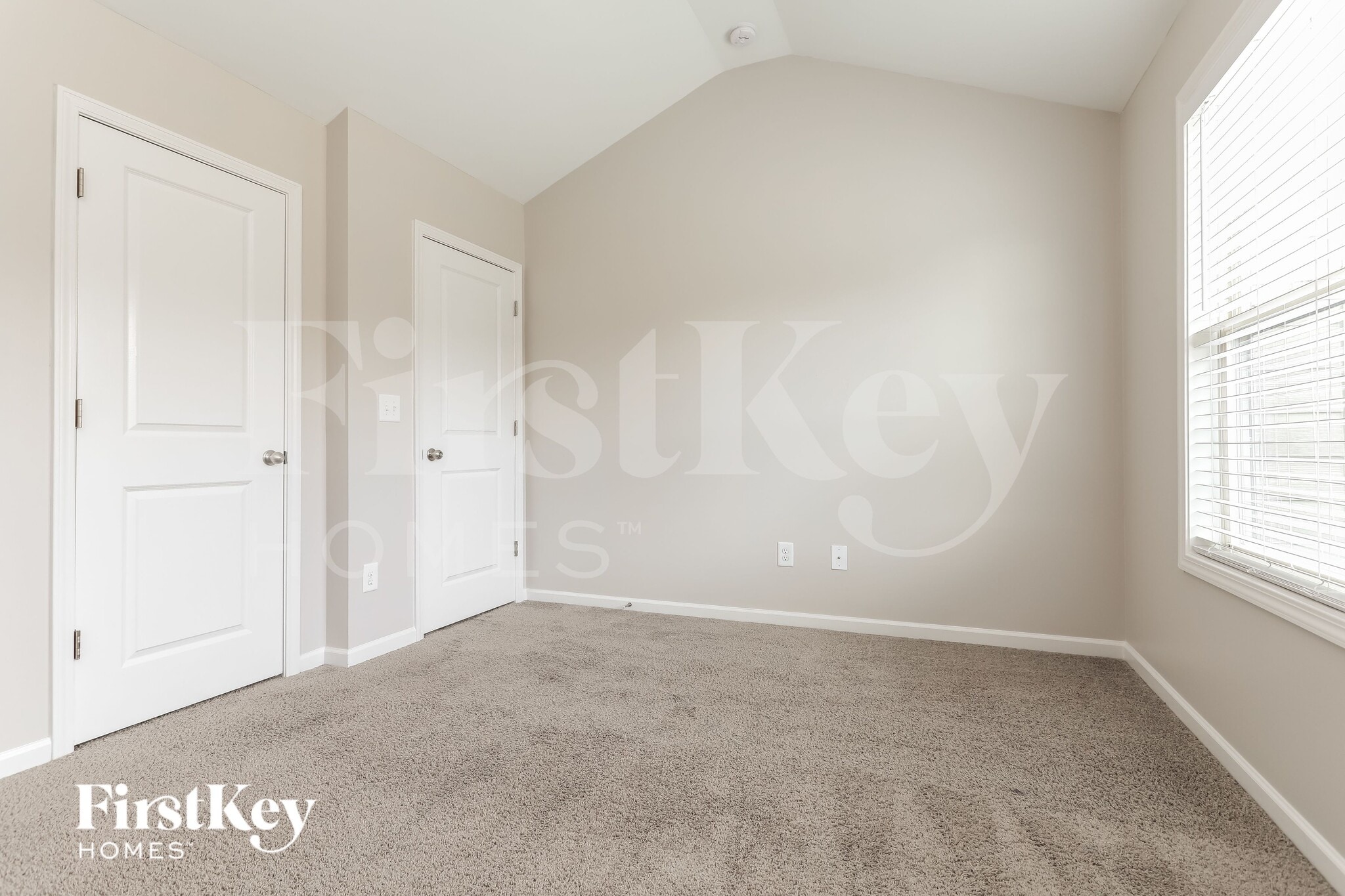 Building Photo - 2142 Massey Ln