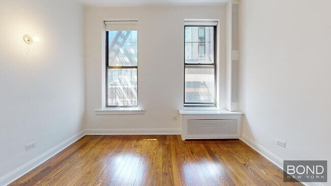 Building Photo - 163 E 87th St