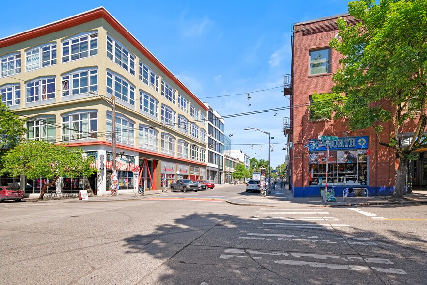Building Photo - 1408 12th Ave