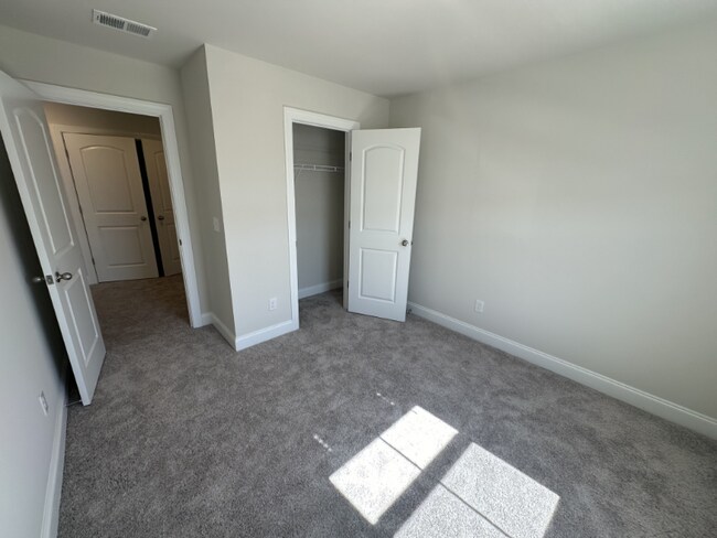 Building Photo - 4525 Skywood Ln