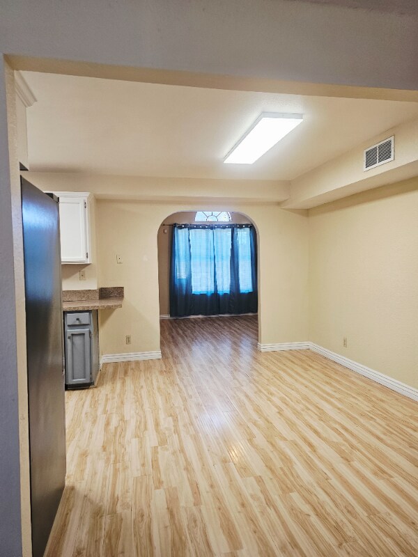 Building Photo - 11148 Loma Escondida Dr