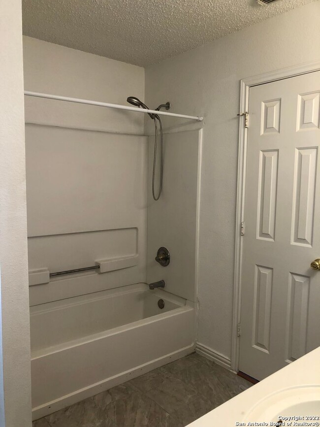 Building Photo - 8514 Coppermine-